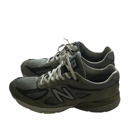 New Balance 990 V4 - Picture 3 of 7